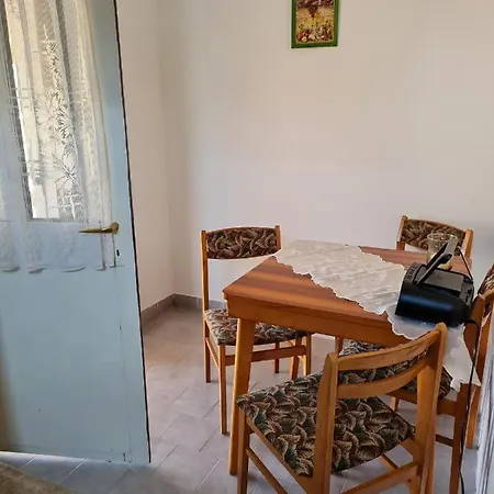 Guest house Kakasdombi Apartman